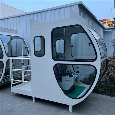 Kabin Derek Di Atas Kepala