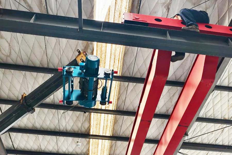 Install Electric Hoist Install Electric Hoist